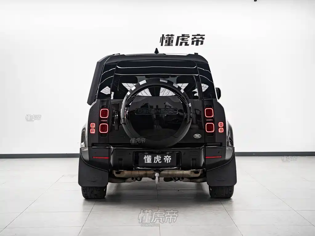 Land Rover Defender 110 3.0 T P400 Dark Special Edition