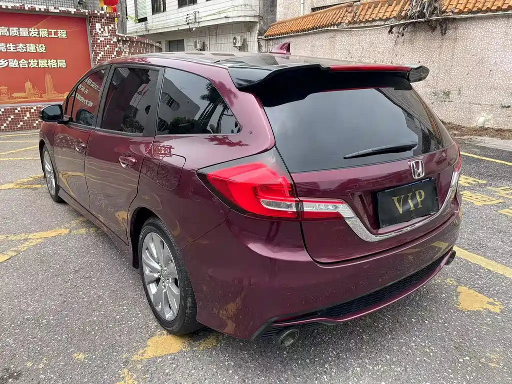 Jade 1.8 L Auto Comfort 5-seat