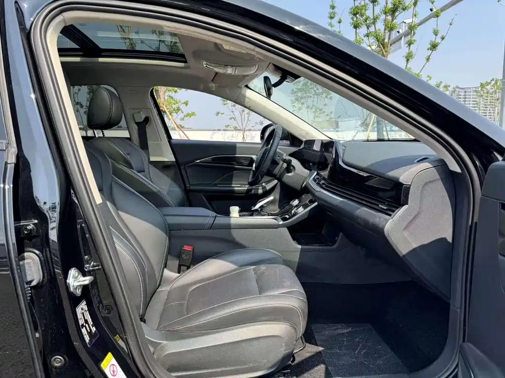 Besturn B70 1.5 T Auto Pleasure
