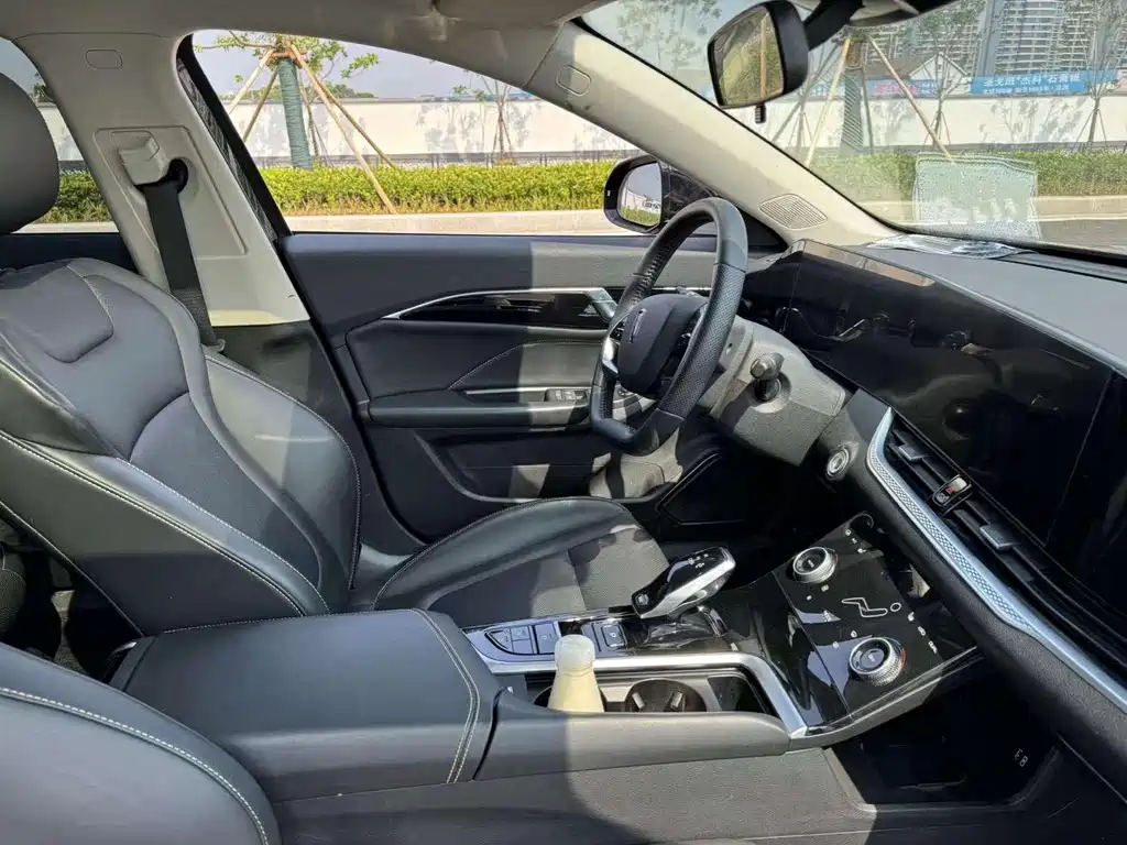 Besturn B70 1.5 T Auto Pleasure