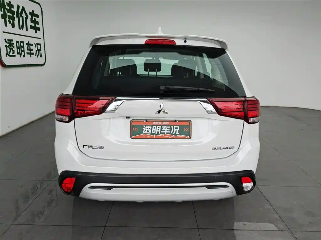 Outlander 欧蓝德 2019款 2.4 L 两驱致行版 5座 国V