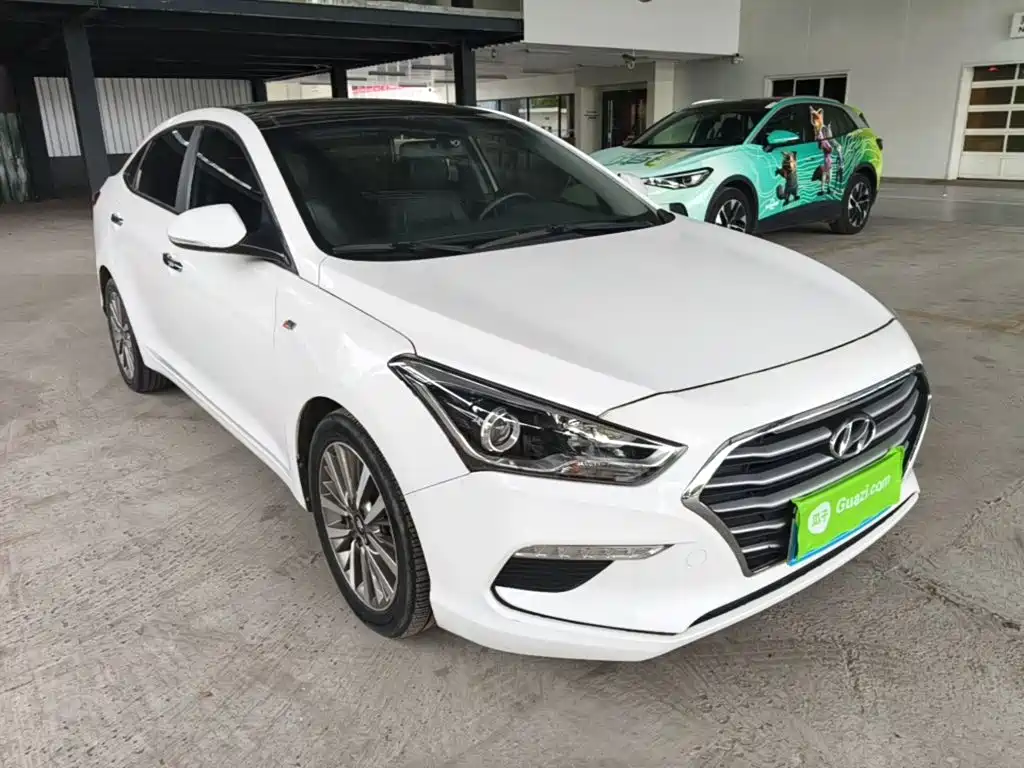 Mistra 1.8 L Auto Intelligent GLS CN-V