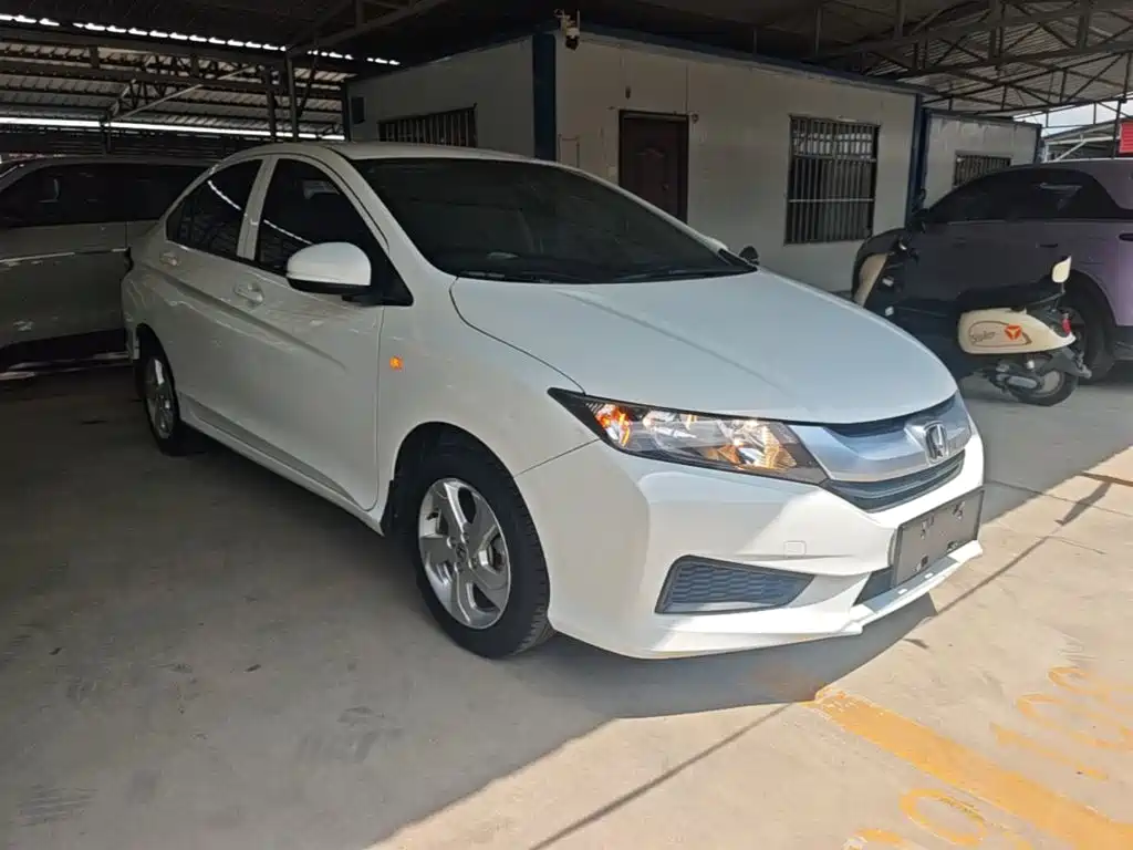 City 1.5 L CVT Elite