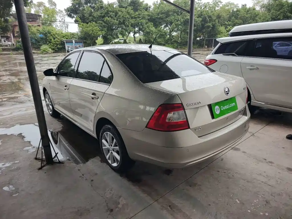 Rapid 1.6 L Auto Creation