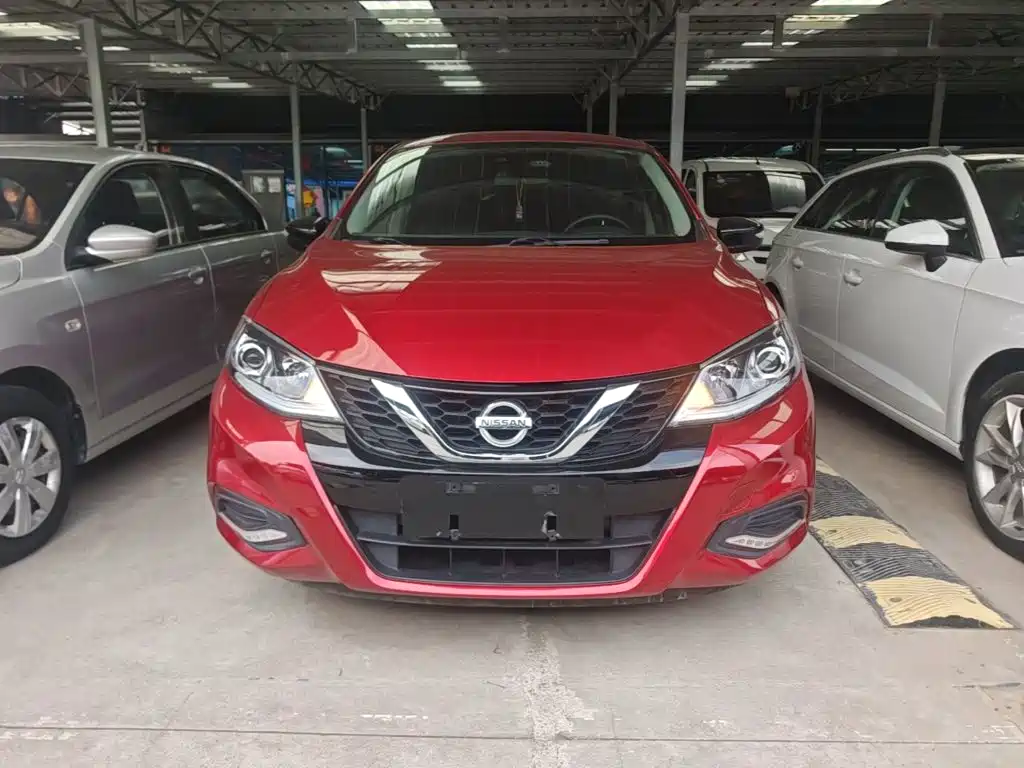 Tiida 1.6 L CVT Smart Travel