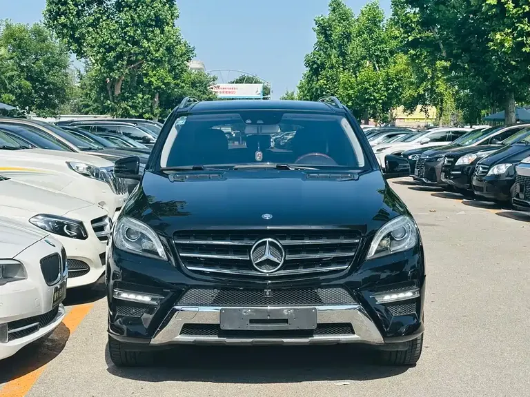 Mercedes-Benz M-Class ML 400 4 MATIC Luxury