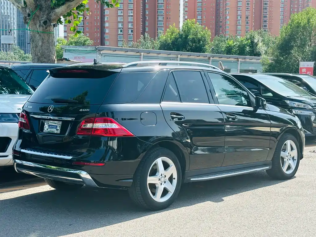 Mercedes-Benz M-Class ML 400 4 MATIC Luxury