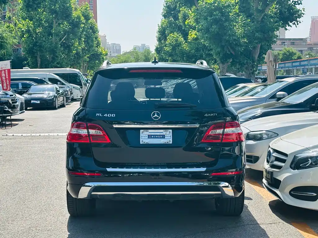 Mercedes-Benz M-Class ML 400 4 MATIC Luxury