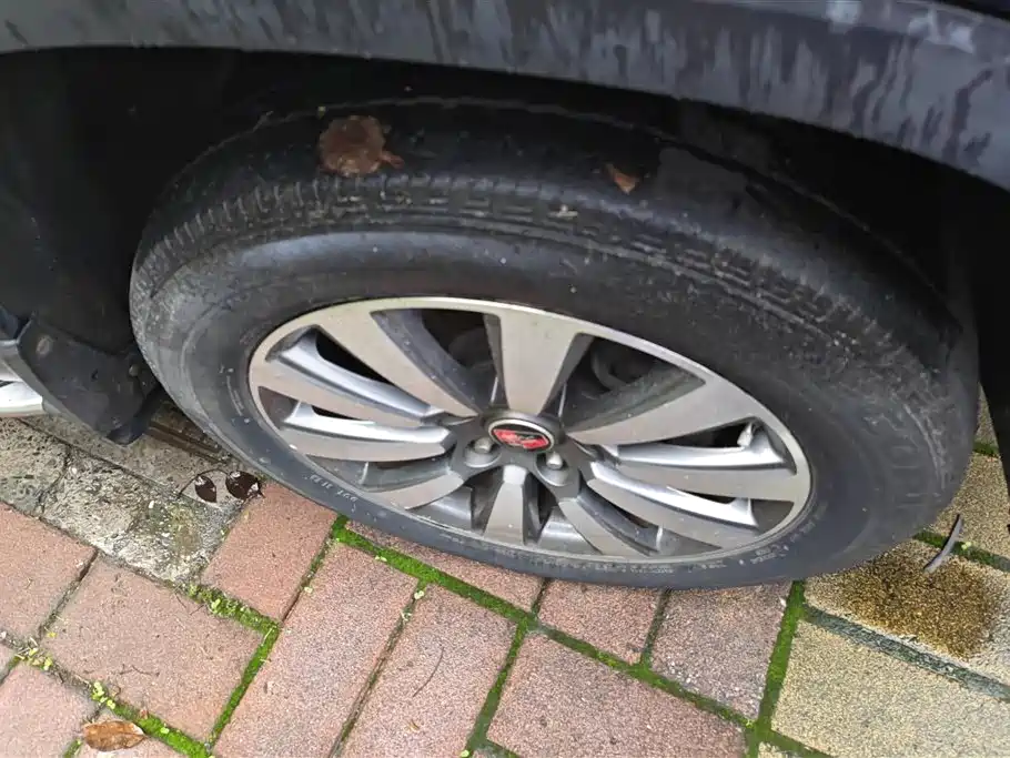 Roewe RX8 30 T Connected 2 WD Flagship