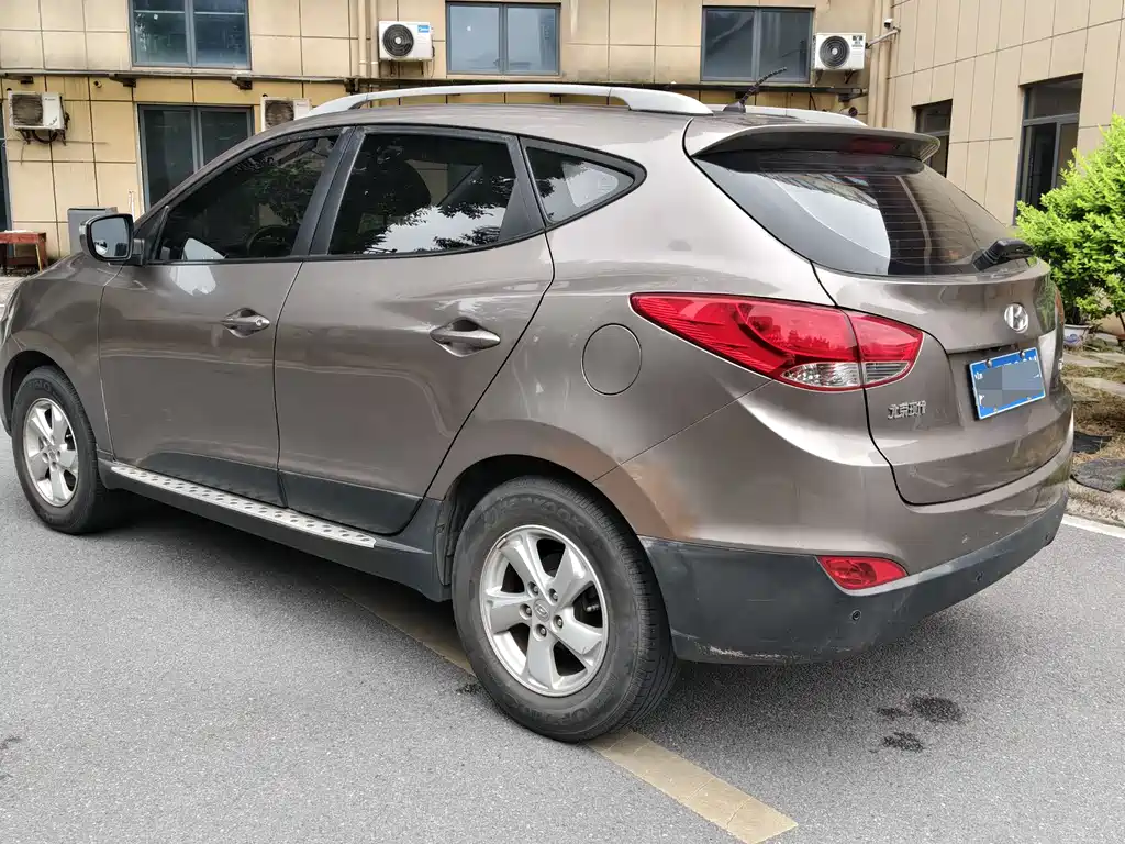 Hyundai ix35 北京现代ix35 2012款 2.0 L 手动两驱新锐版GL