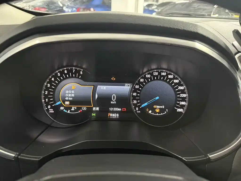 Edge EcoBoost 245 4 WD Supreme Sharp 7-seat