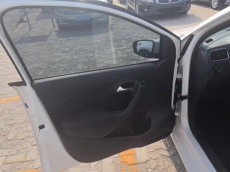 Polo 1.6 L Auto Comfort