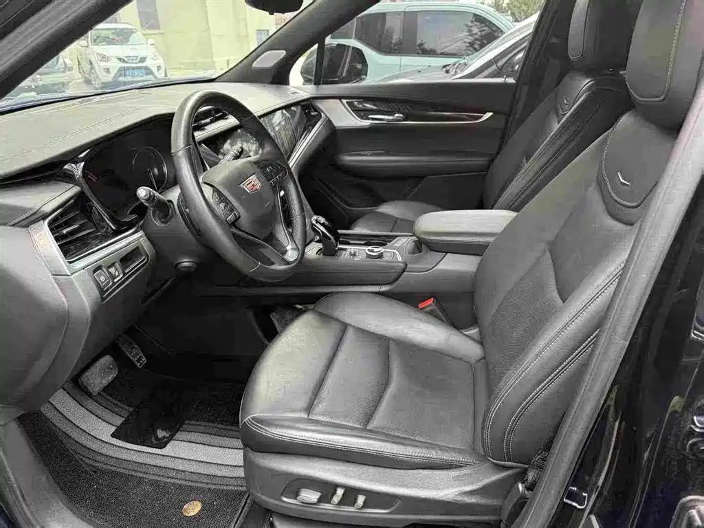 Cadillac XT6 2.0 T 6-seat 4 WD Luxury