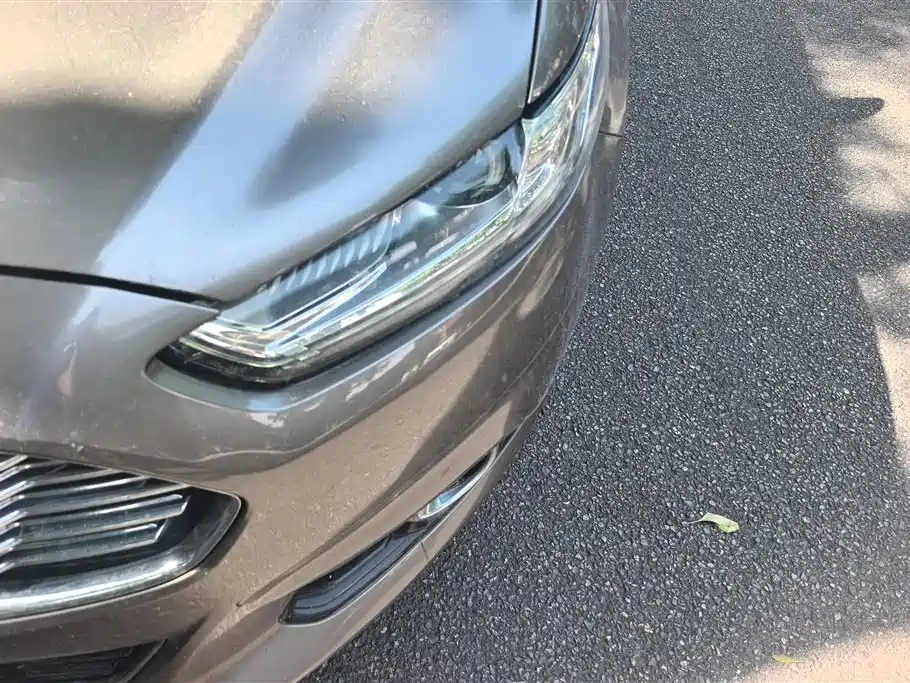 Mondeo 2.0 L GTDi200 Luxury
