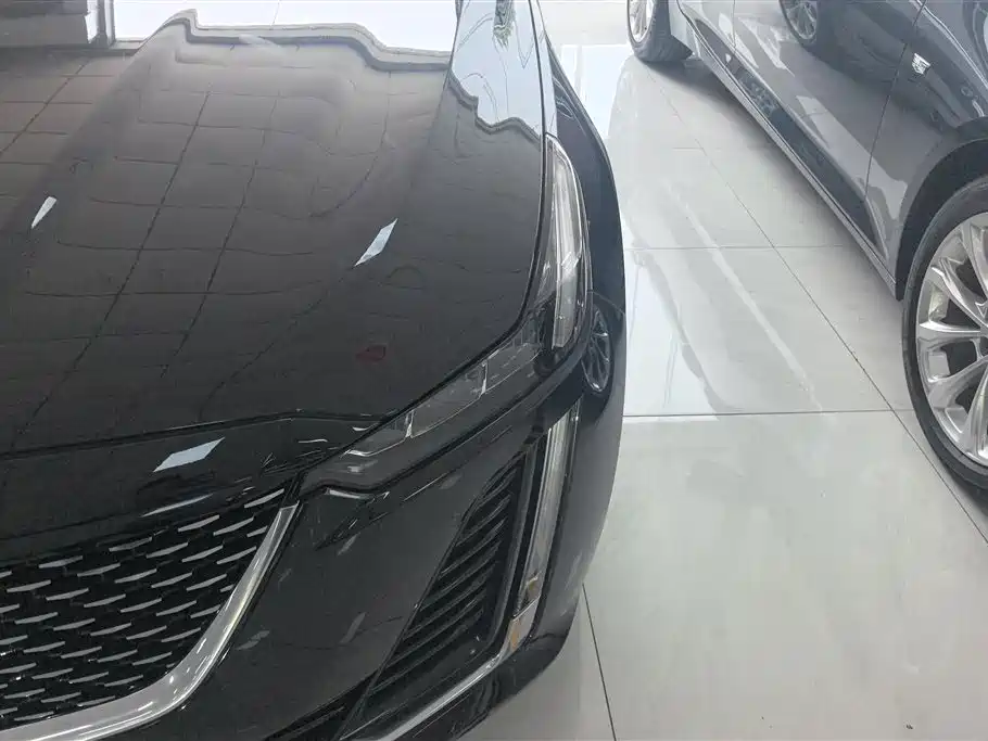 Cadillac CT5 28 T Luxury