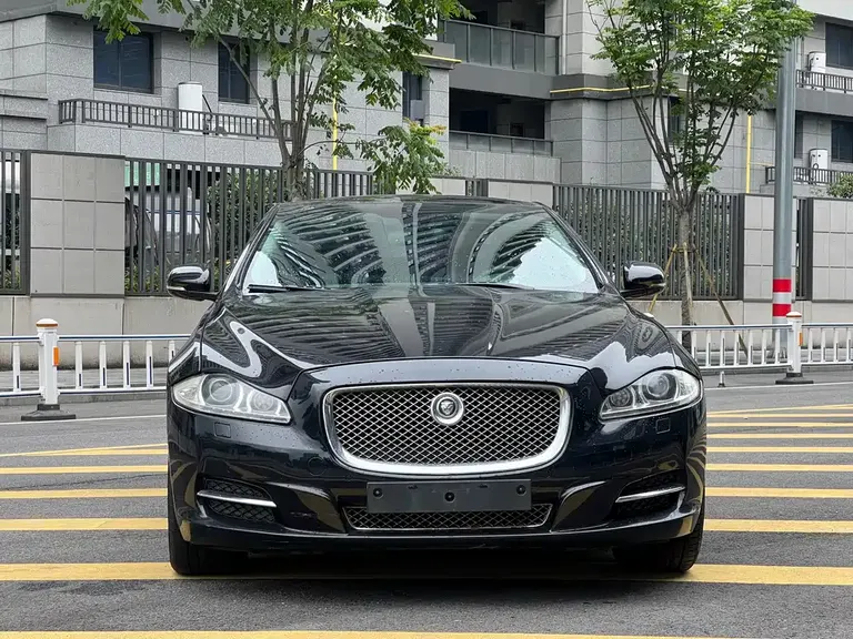 Jaguar XJ XJL 3.0 Panoramic Business