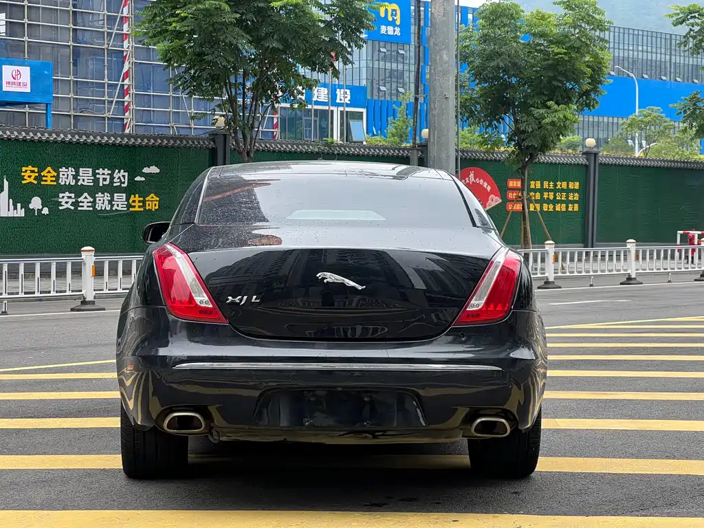 Jaguar XJ XJL 3.0 Panoramic Business
