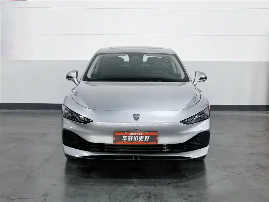 Roewe D7 DMH 125 km Flagship