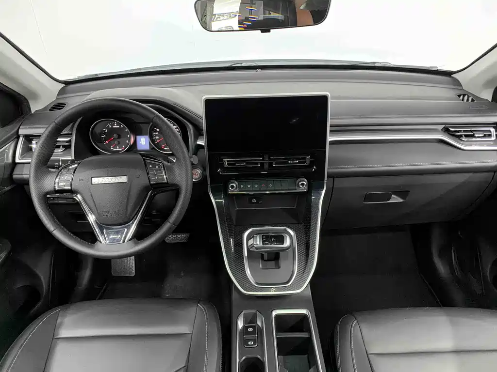 Haval M6 PLUS 1.5 T DCT Luxury Connected