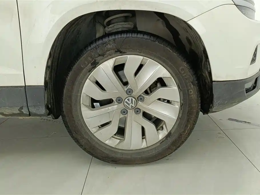 Tharu 280 TSI 2 WD Comfort CN-VI