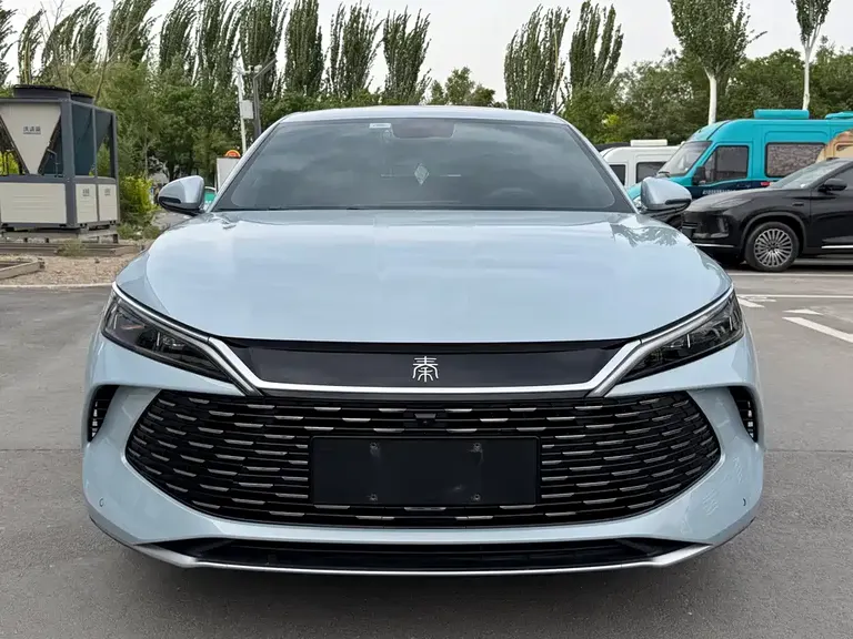 BYD Qin L DM-i 120 KM Transcend
