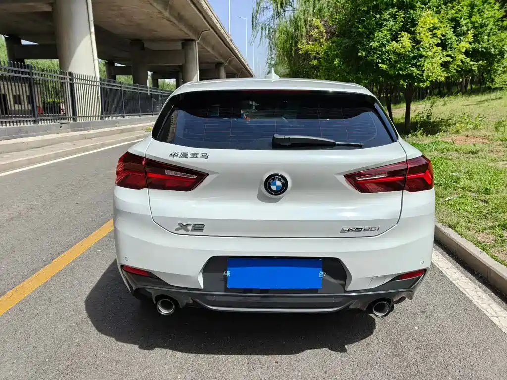BMW X2 sDrive25 i M Sport Night