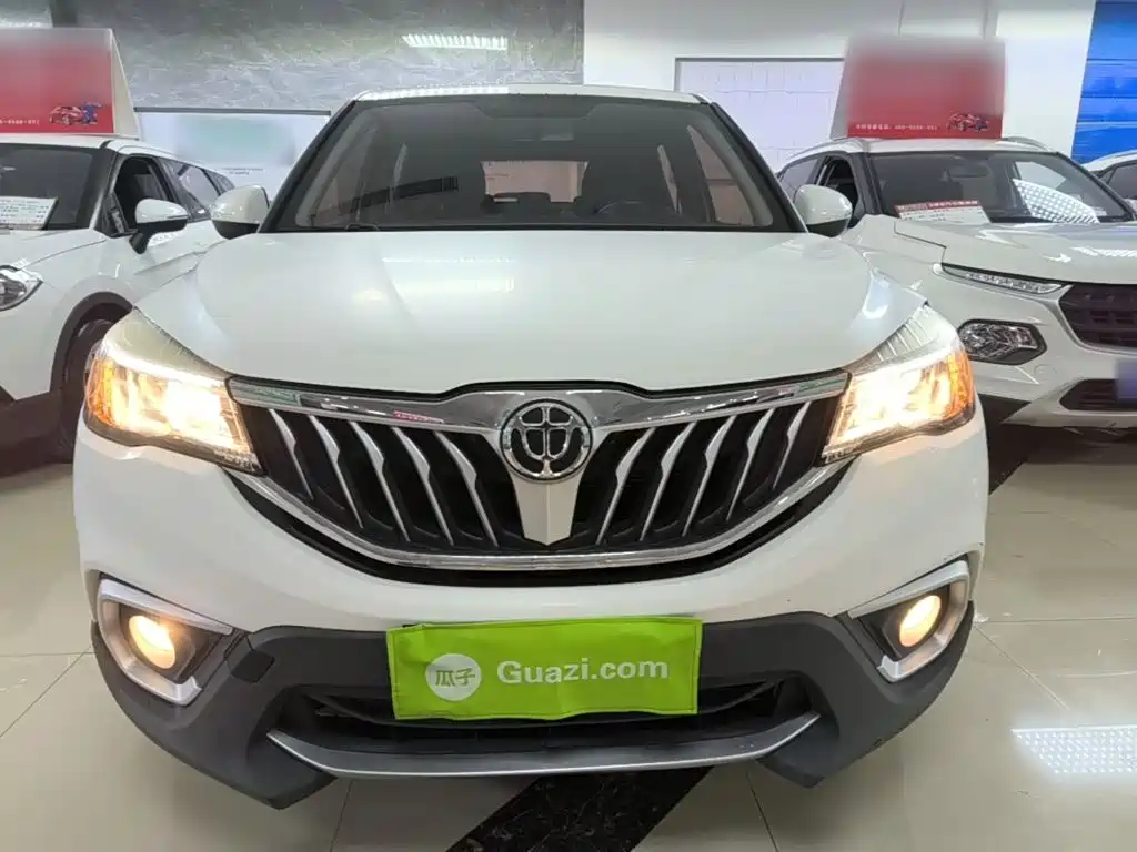 Brilliance V3 1.5 L Auto Intelligent