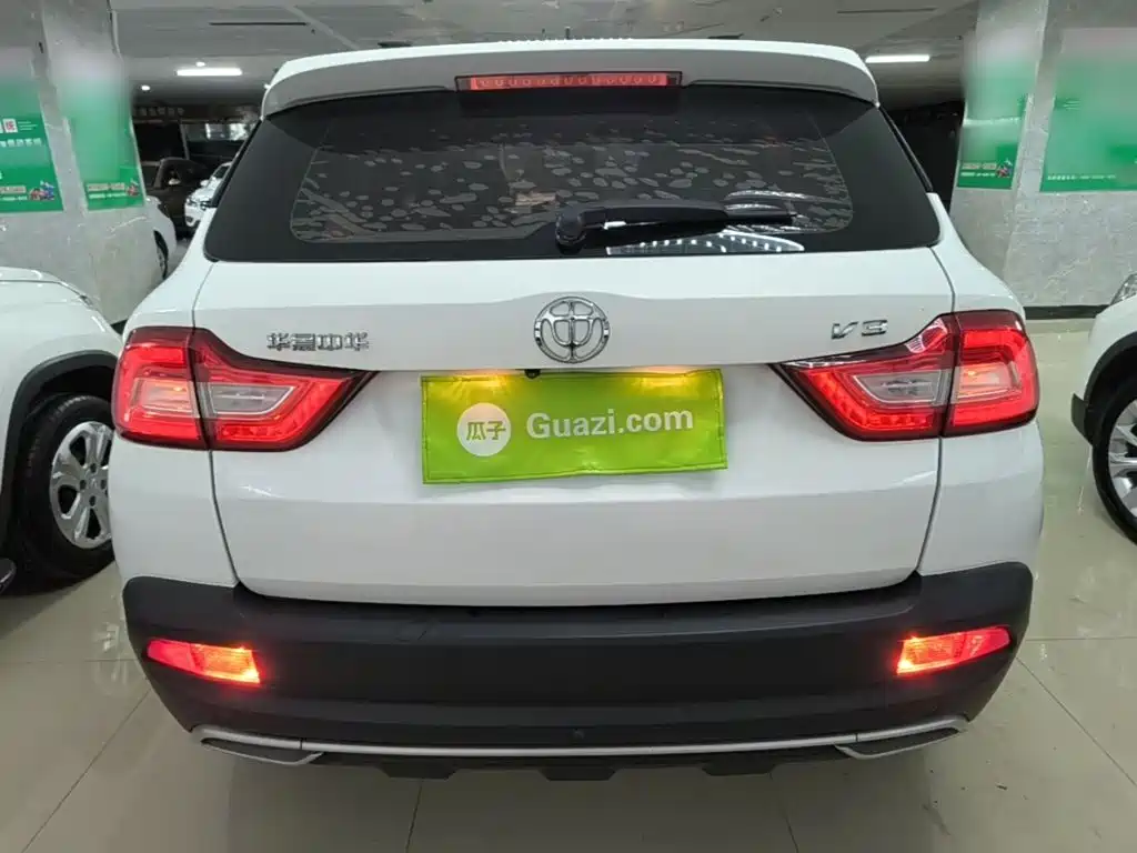 Brilliance V3 1.5 L Auto Intelligent