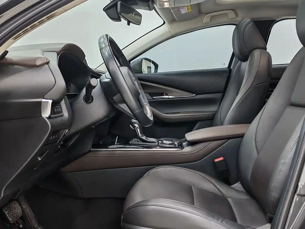 Mazda CX-30 2.0 L Auto Jiayue