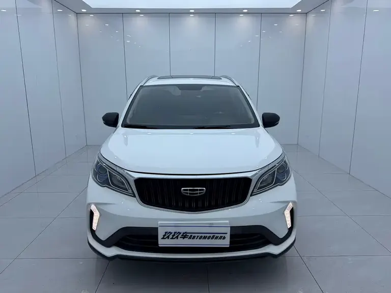 Geely Vision X3 PRO 1.5 L CVT Distinguished