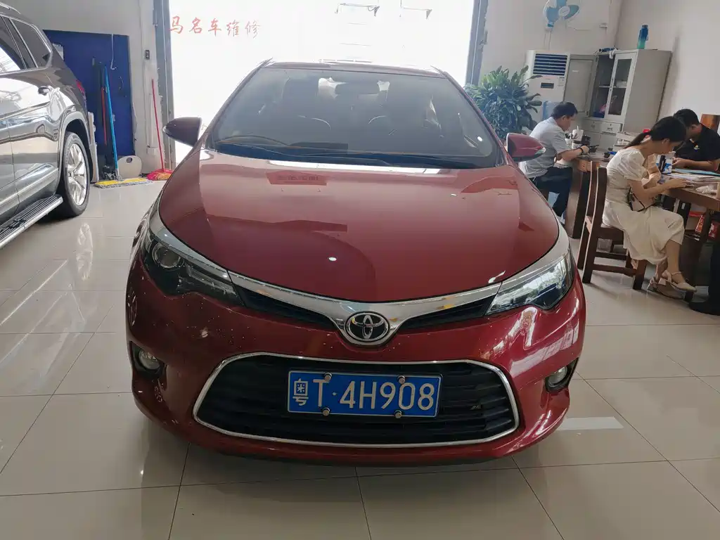 Levin 1.6 G CVT Elite