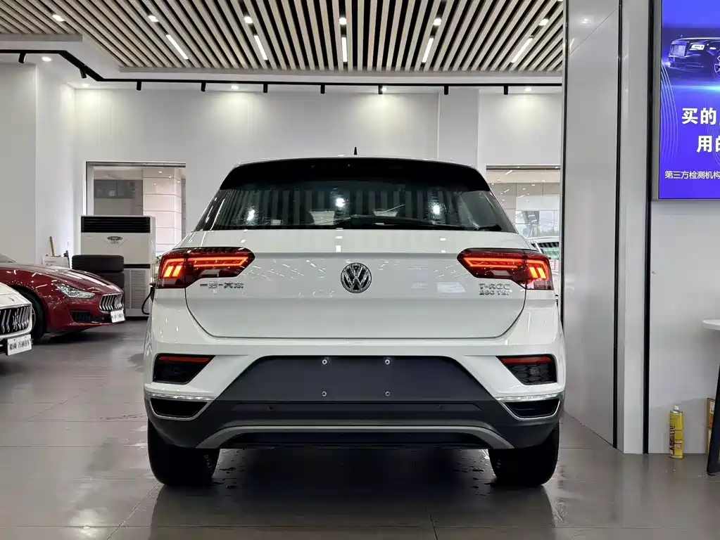 T-ROC 280 TSI DSG 2 WD Comfort CN-VI