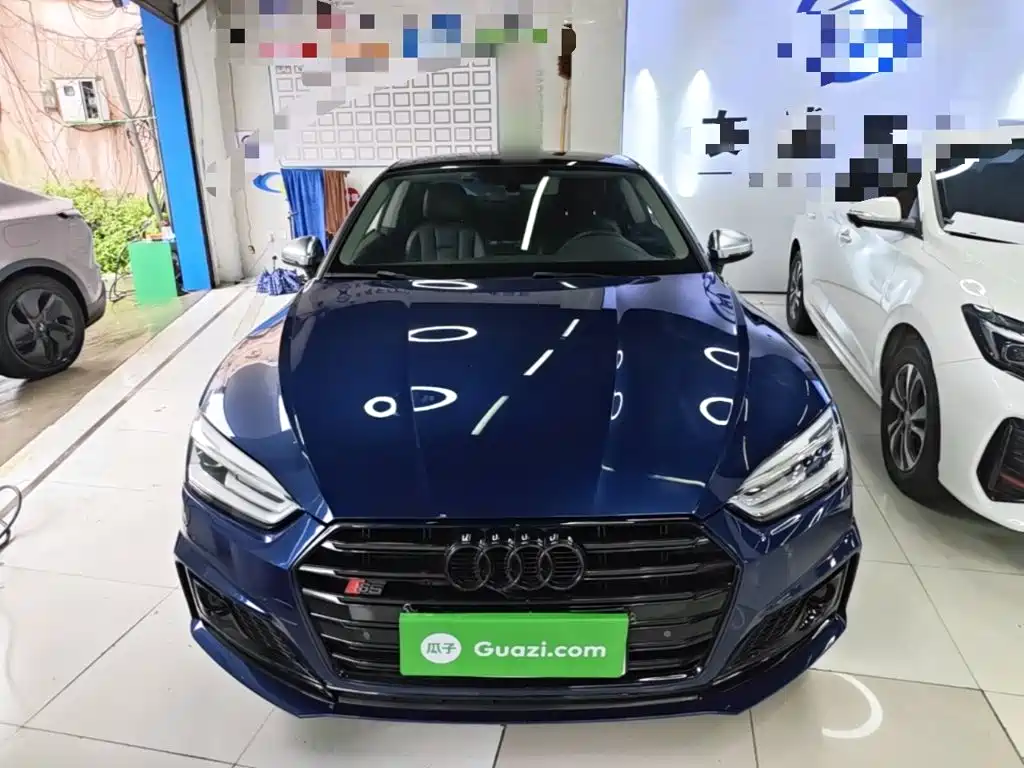 Audi A5 (Import) Coupe 40 TFSI Fashion