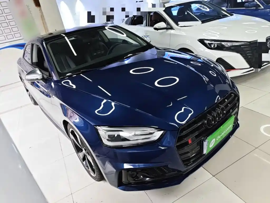 Audi A5 (Import) Coupe 40 TFSI Fashion