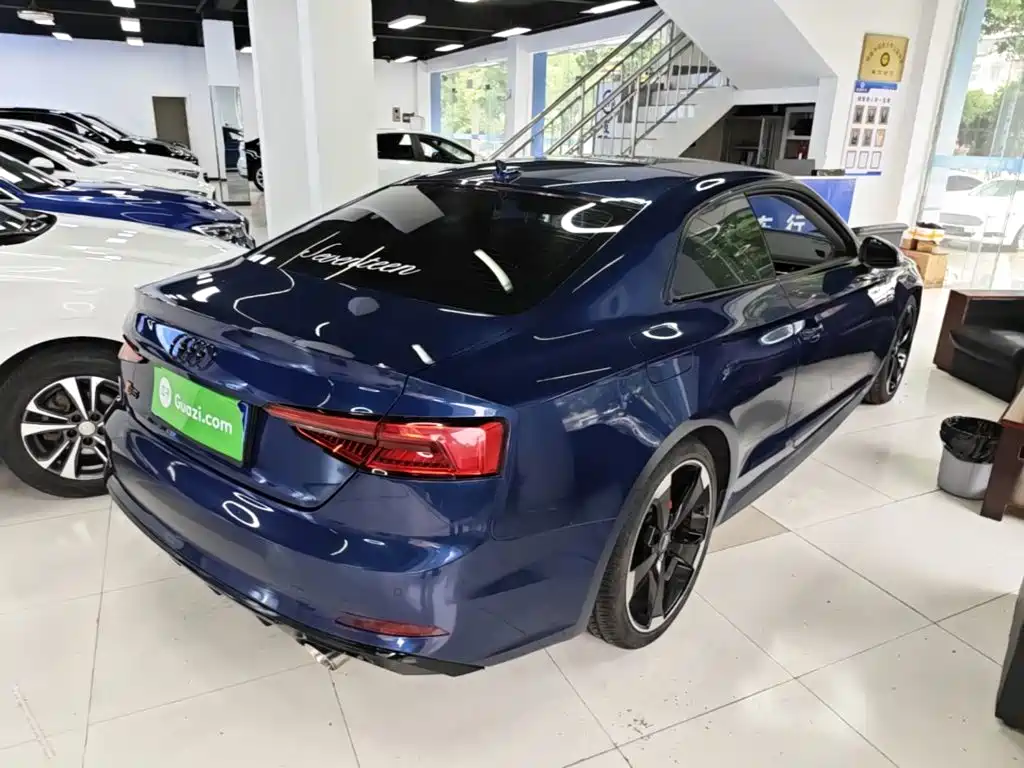 Audi A5 (Import) Coupe 40 TFSI Fashion