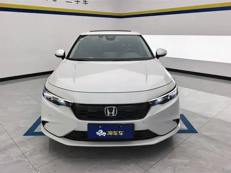 Honda Integra 240 TURBO CVT Tech
