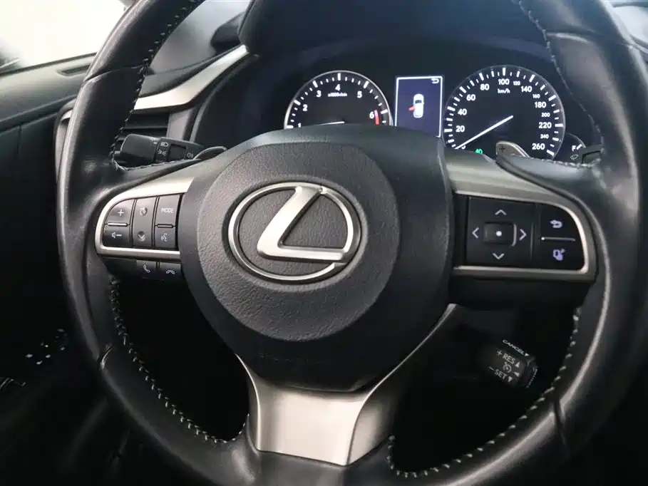 Lexus RX Facelift 300 2 WD Comfort