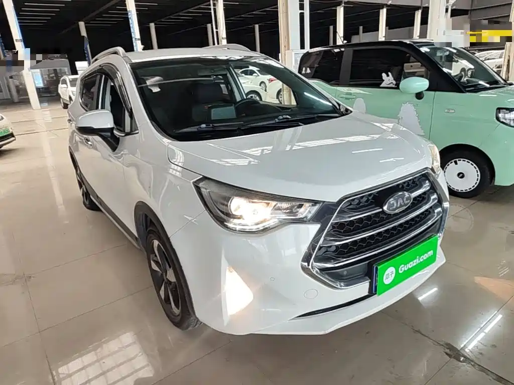Refine S3 1.5 L Manual Luxury Smart