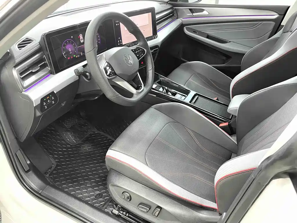 Lamando Lamando L 280 TSI DSG Spicy Cool