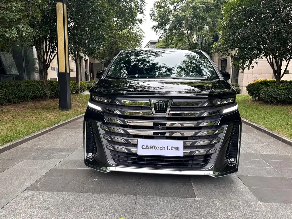Vellfire Crown Dual Engine 2.5 L Supreme