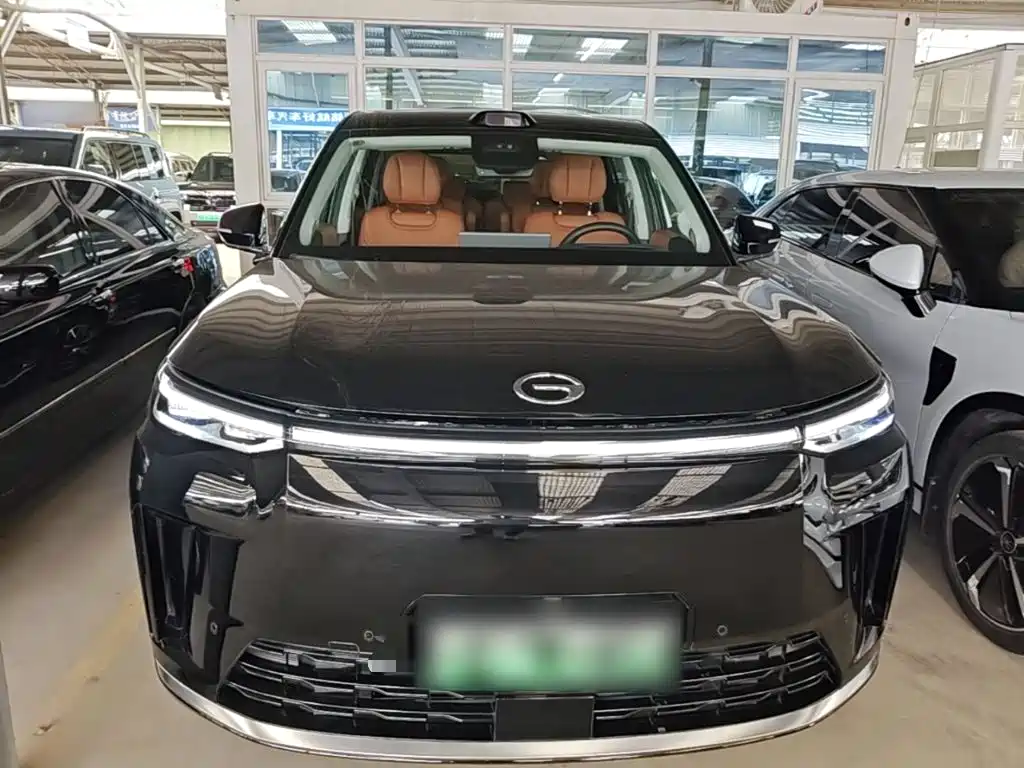 Trumpchi Xiangwang S9 Qiankun UItra 6-seat