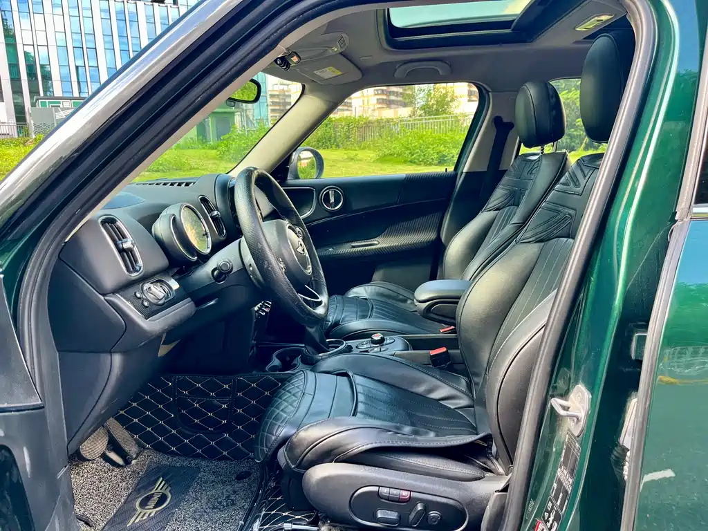 MINI COUNTRYMAN 1.5 T COOPER ALL4 Traveller