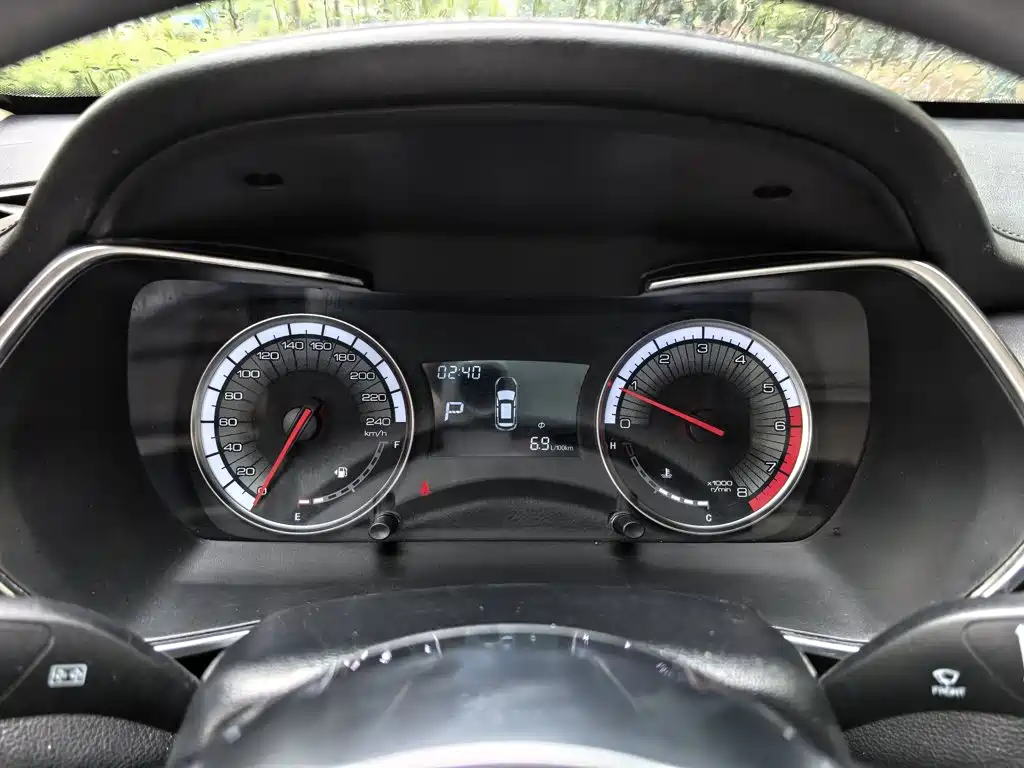 Zotye T500 众泰T500 2018款 1.5 T 自动豪华型