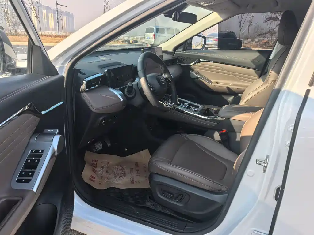 GAC Trumpchi GS4 MAX 1.5 T Navigator