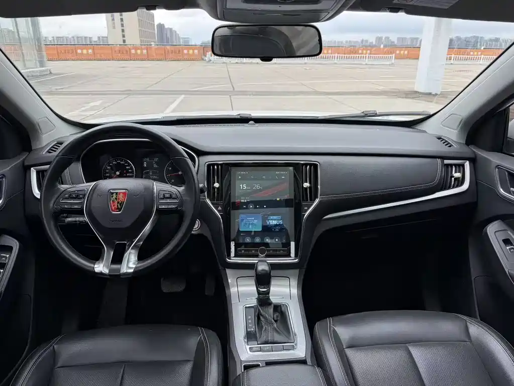 Roewe RX5 20 T 2 WD Auto Internet Smart Value