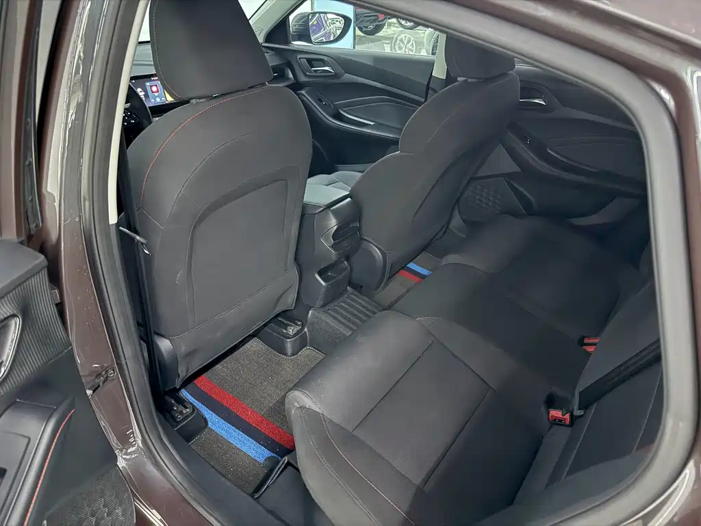 MG5 180 DVVT Manual Style