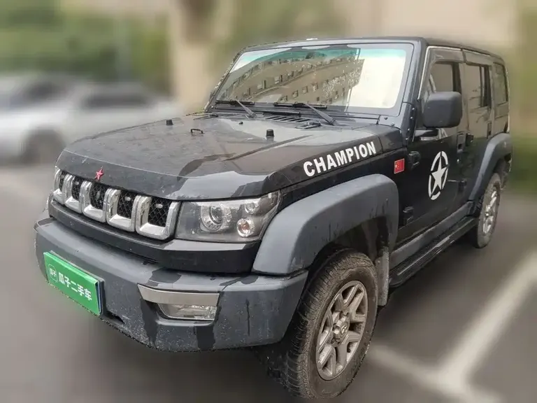 BAIC BJ40 40 L 2.0 T Manual 4 WD Distinguished