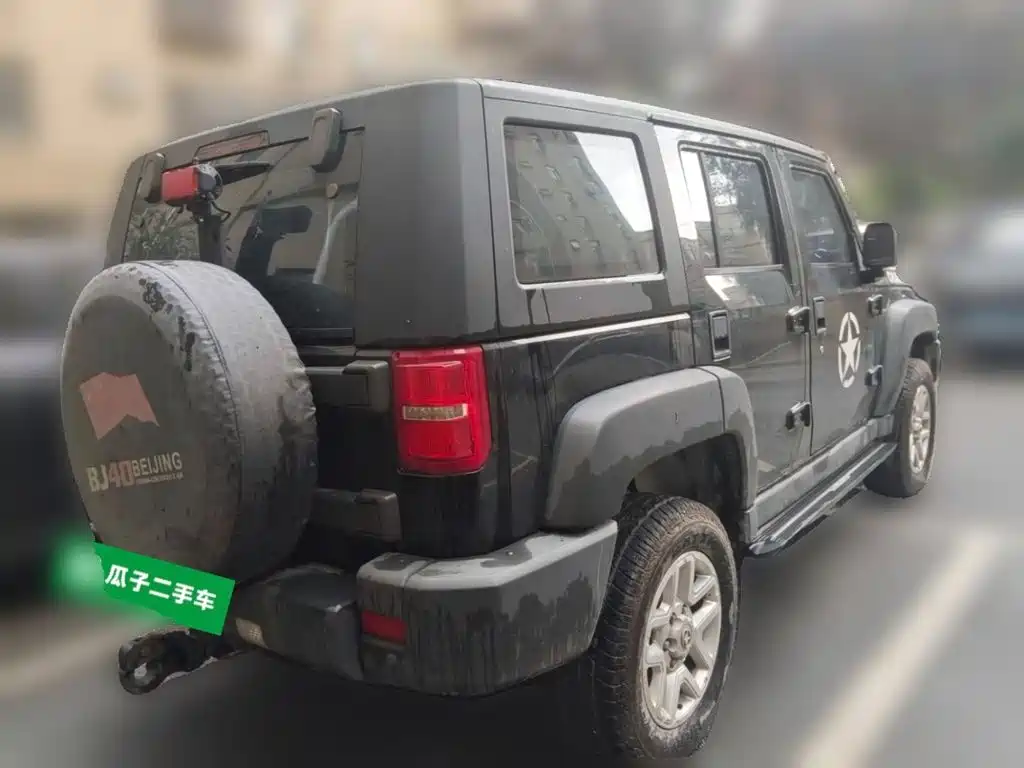 BAIC BJ40 40 L 2.0 T Manual 4 WD Distinguished