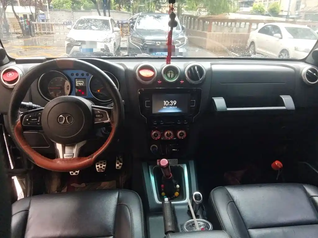 BAIC BJ40 40 L 2.0 T Manual 4 WD Distinguished