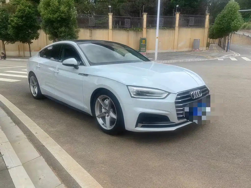 Audi A5 (Import) Sportback 40 TFSI Fashion